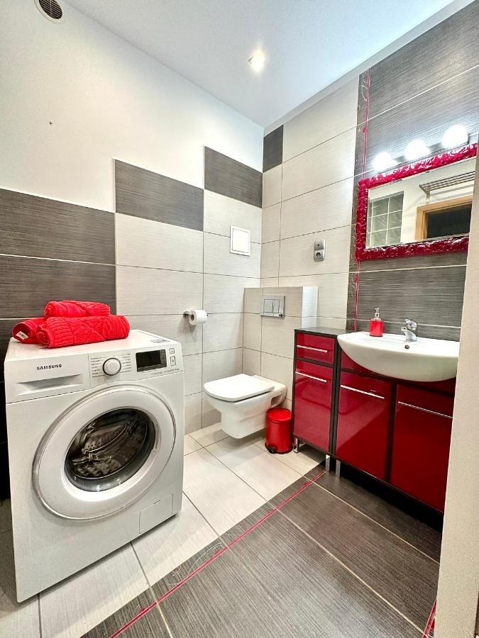 Luxapart Kalisz New Extérieur photo